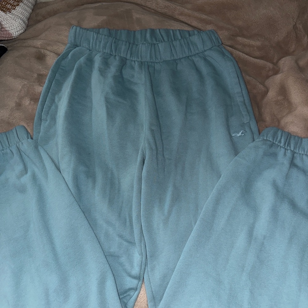 Women’s Blue Cuffed Sweatpants